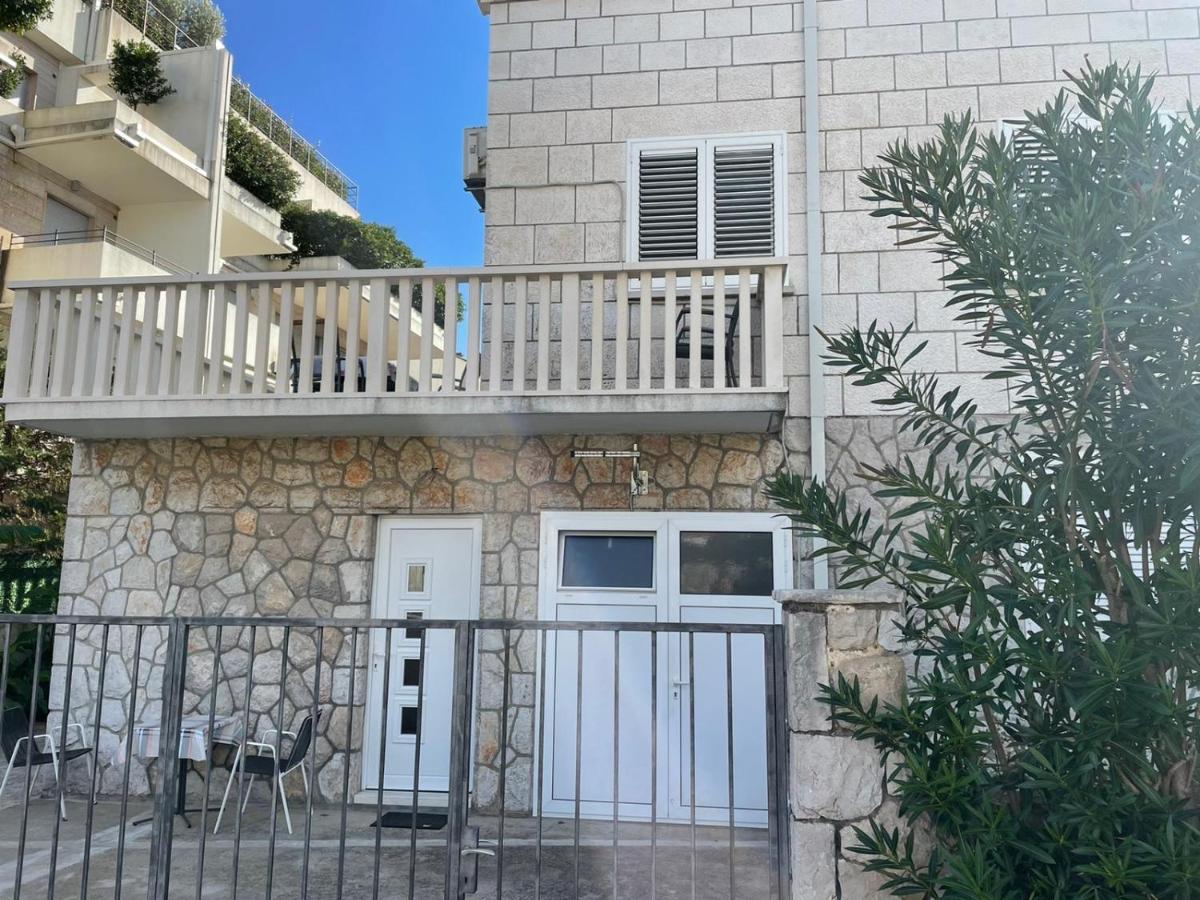 Aida Apartments And Rooms For Couples And Families Free Parking Ντουμπρόβνικ Εξωτερικό φωτογραφία